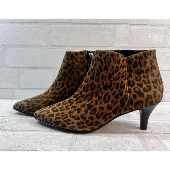 Clarks Linvale Judith Ankle Boots Suede Leopard Print Pointed Toe Heel Brown 6 - Picture 2 of 7